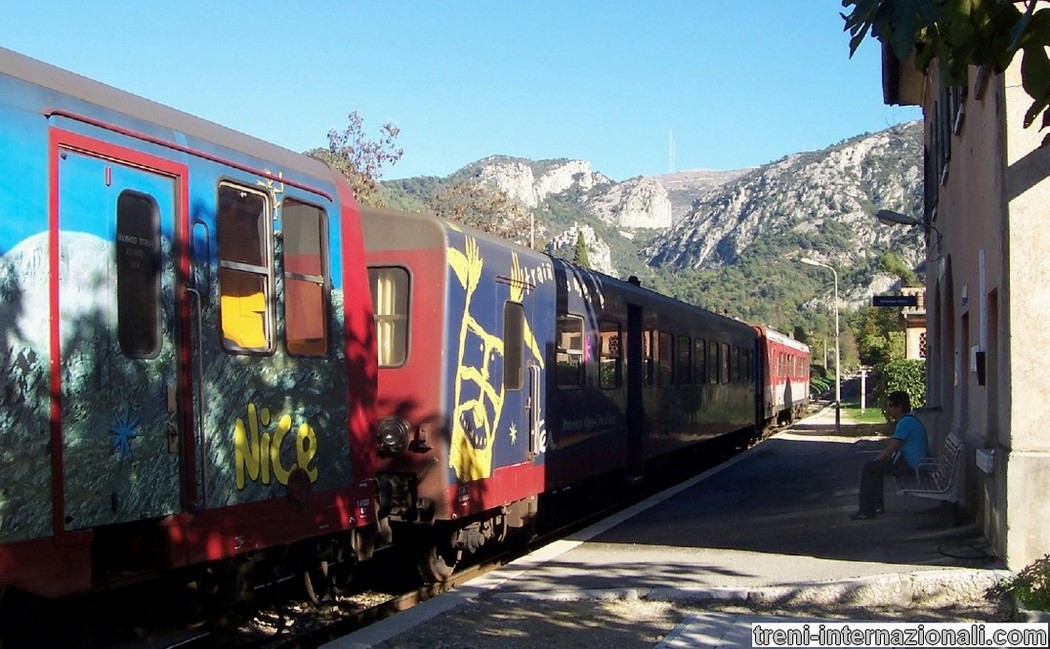 Treno Nizza - Cuneo a Peillon Sainte Th�cle