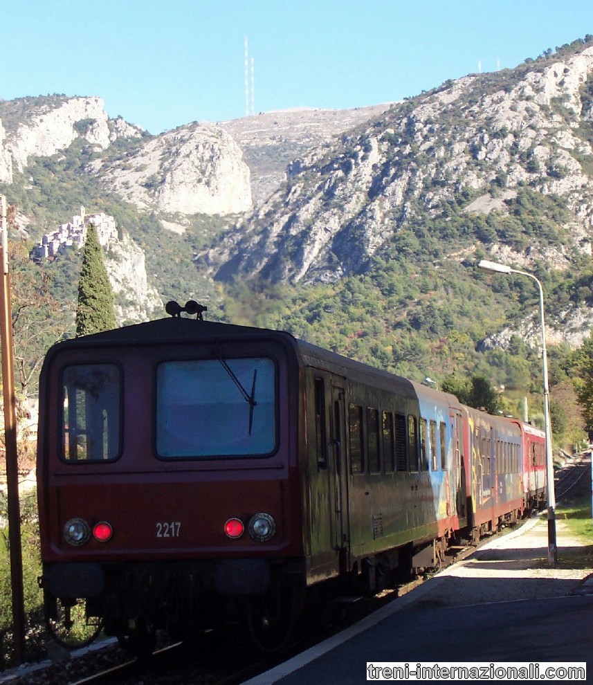 Treno Nizza - Cuneo a Peillon Sainte Th�cle